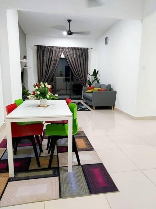 D'Medina @ Icon Residence Kuala Terengganu Extérieur photo